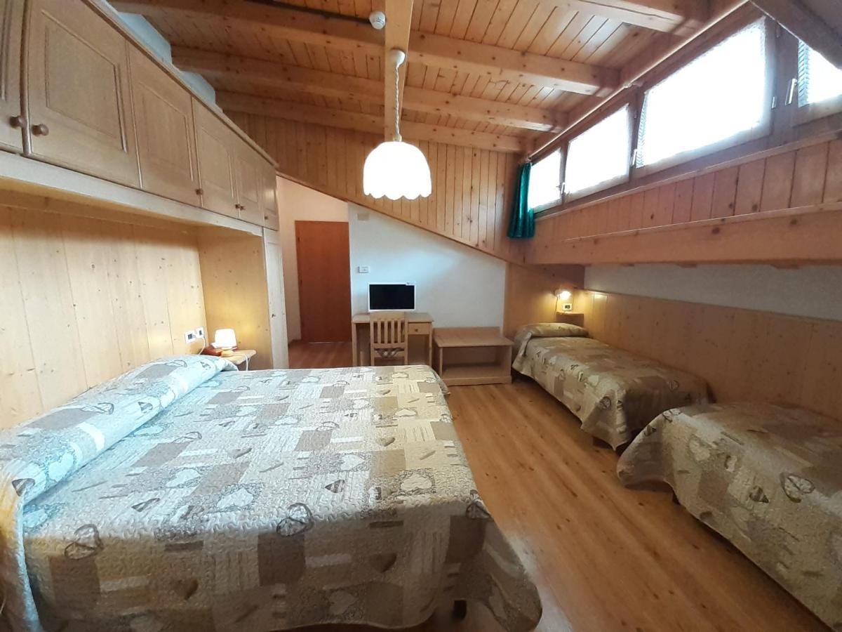 Hotel Garni Miramonti Falcade Ngoại thất bức ảnh