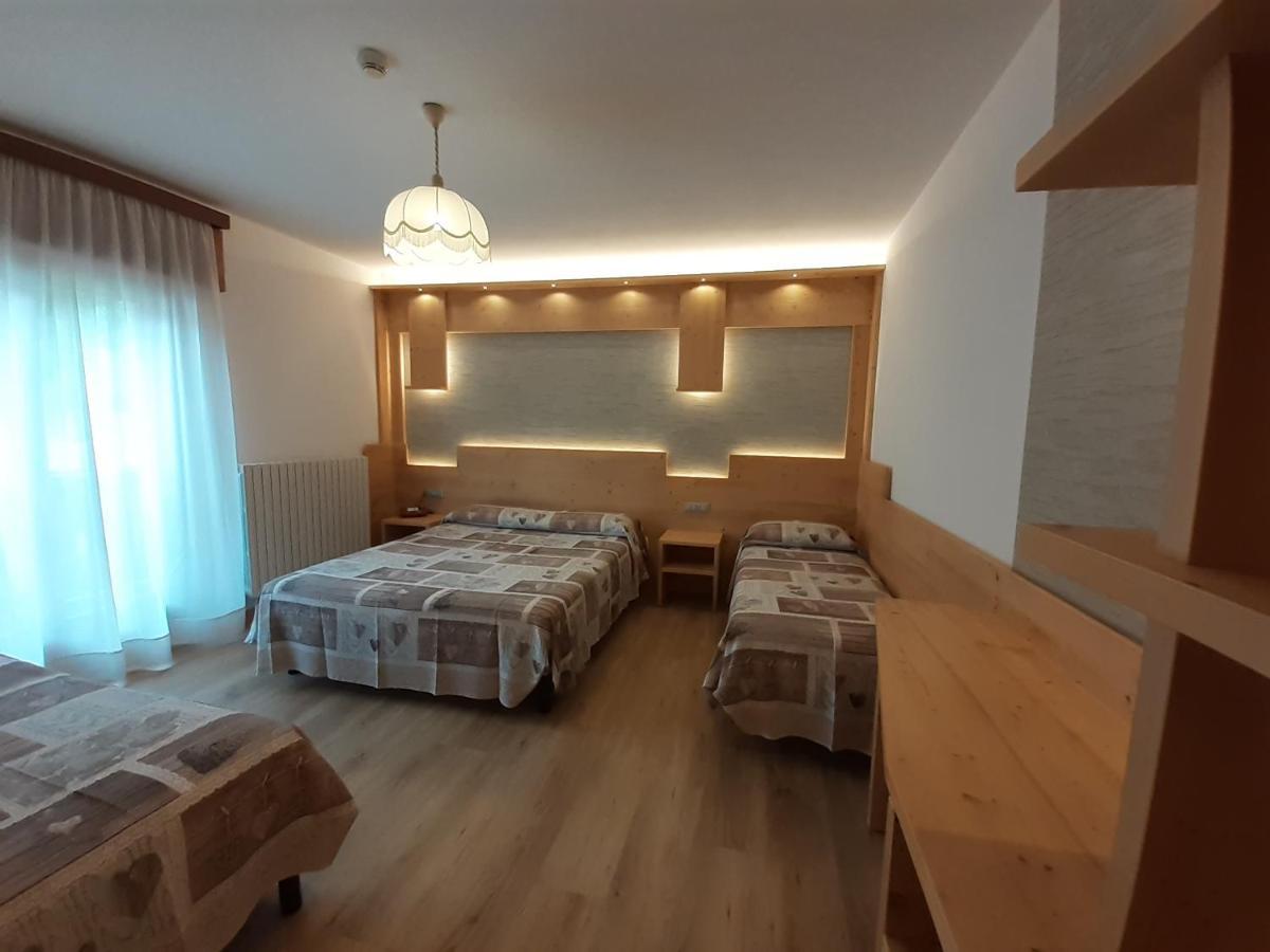 Hotel Garni Miramonti Falcade Ngoại thất bức ảnh