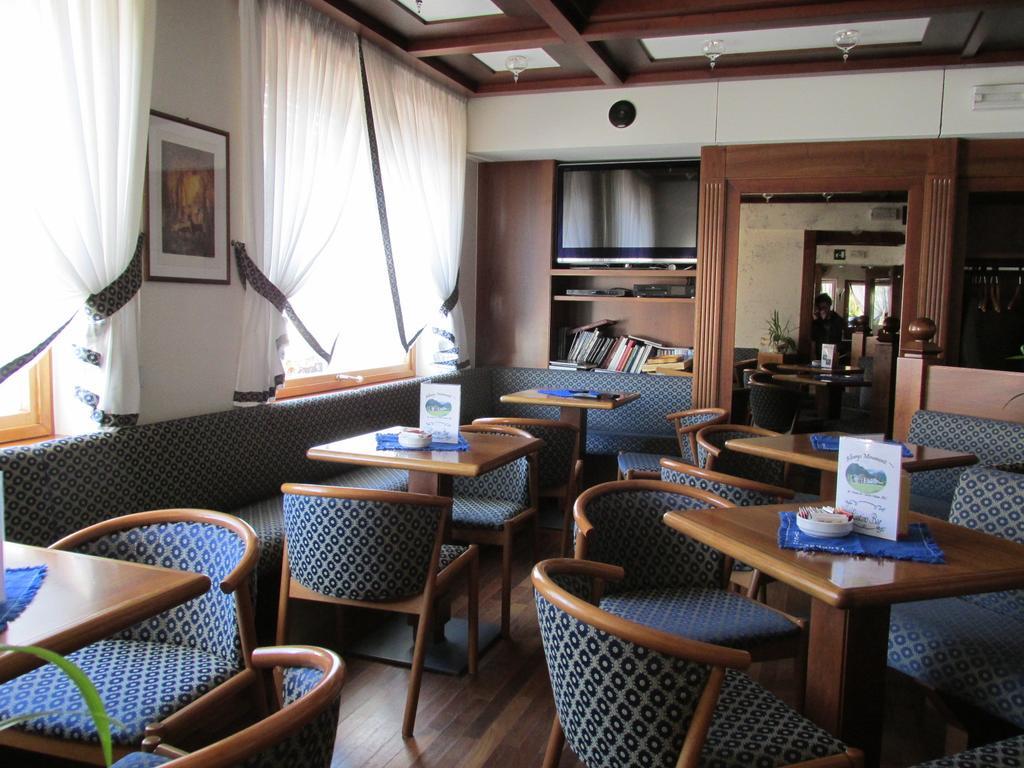 Hotel Garni Miramonti Falcade Ngoại thất bức ảnh
